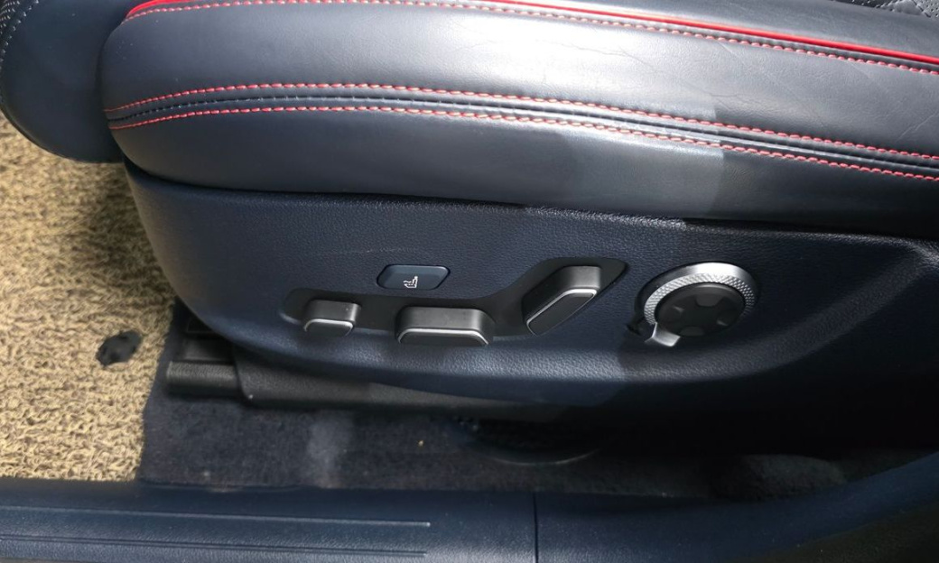 Genesis GV70 2.5T Gasoline 2WD, 2021