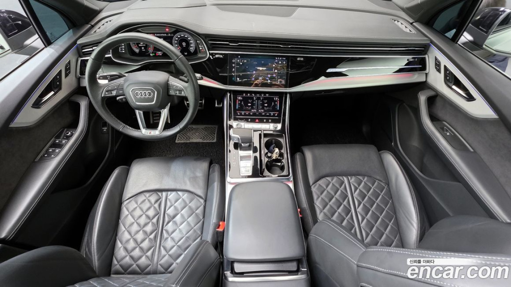 Audi Q7 55 TFSI Quattro Premium, 2022