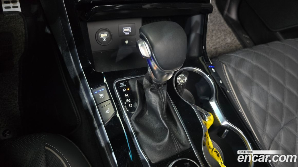 Kia Mohave Diesel 3.0 4WD 5-Seater, 2022