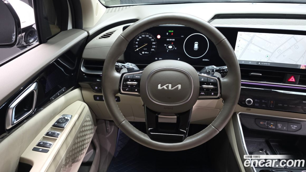 Kia Carnival 9-Seater Signature, 2024