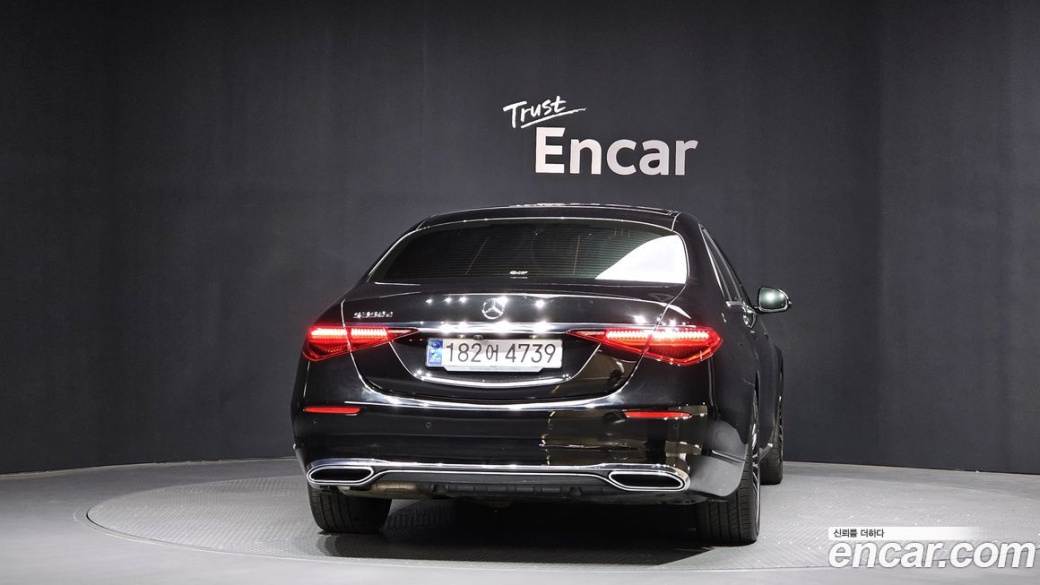 Mercedes-Benz S-Class S350 d, 2023