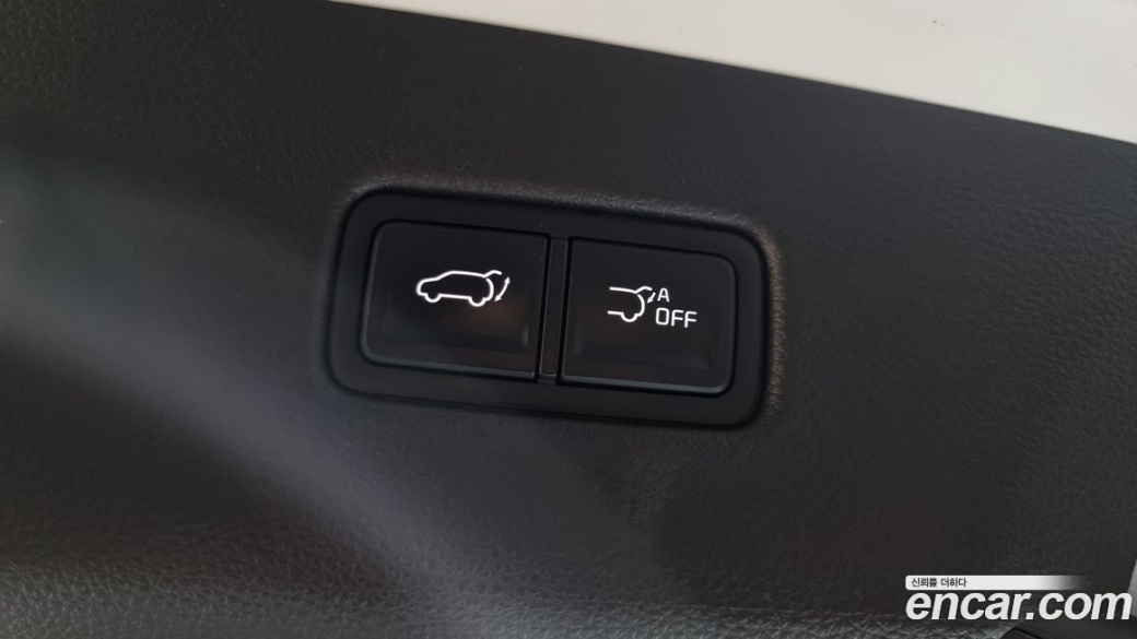 Kia Carnival 7-Seater Signature, 2023