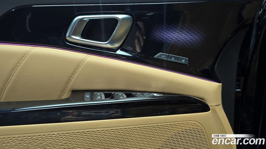 Kia Carnival 9-Seater Signature, 2022