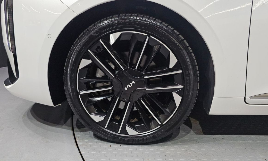 Kia K8 2.5 Gasoline 2WD, 2025