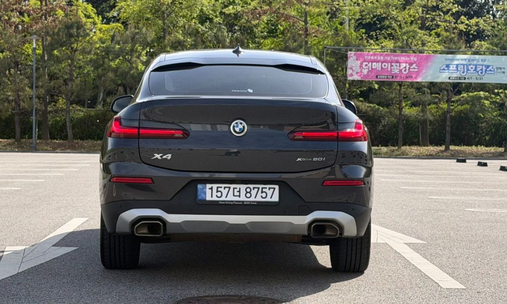 BMW X4 xDrive20i xLine, 2022