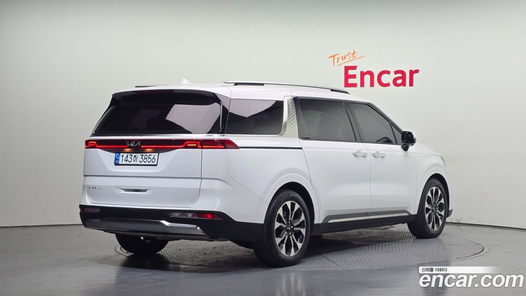 Kia Carnival 9-Seater Noblesse, 2023
