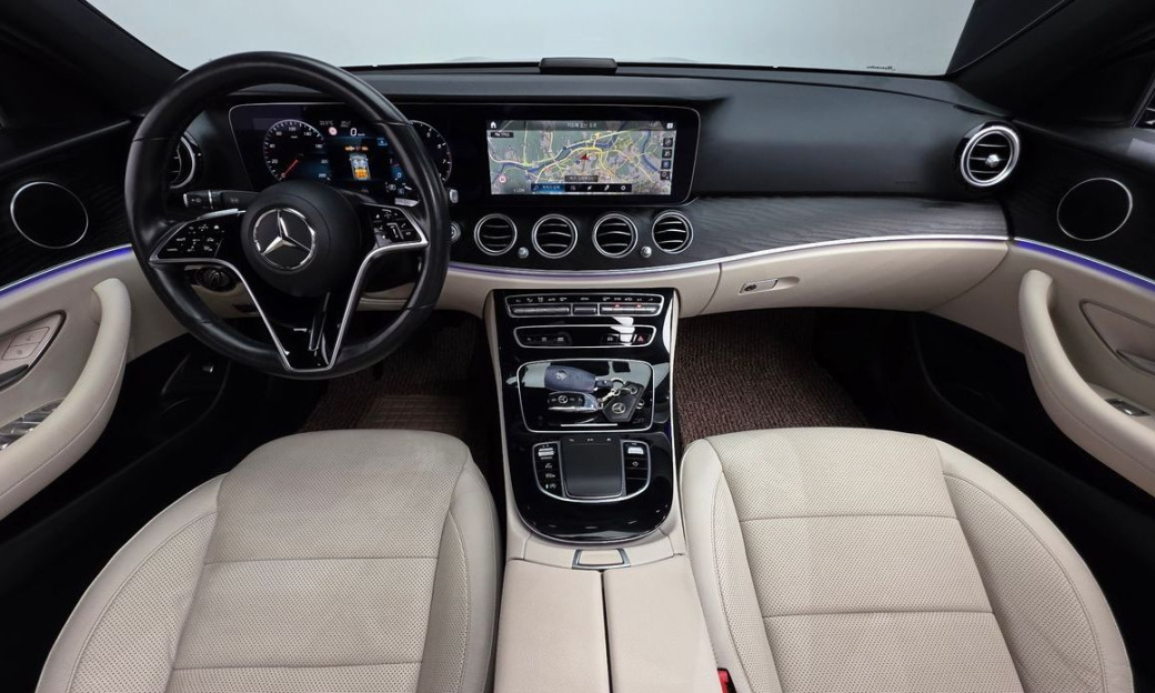 Mercedes-Benz E-Class E250 Avantgarde, 2022