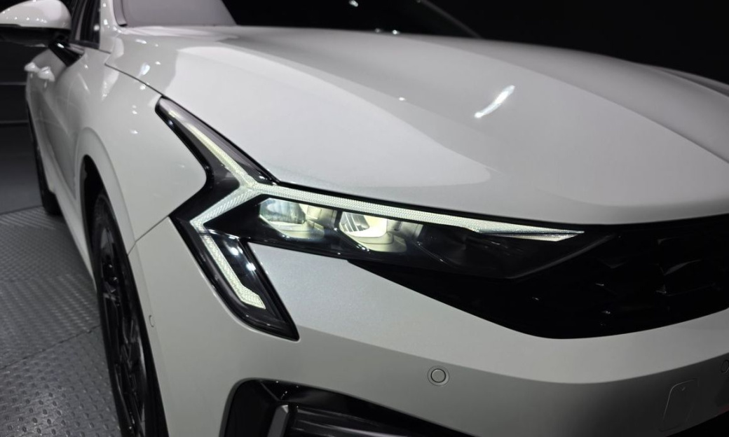 Kia K5 2.0, 2024