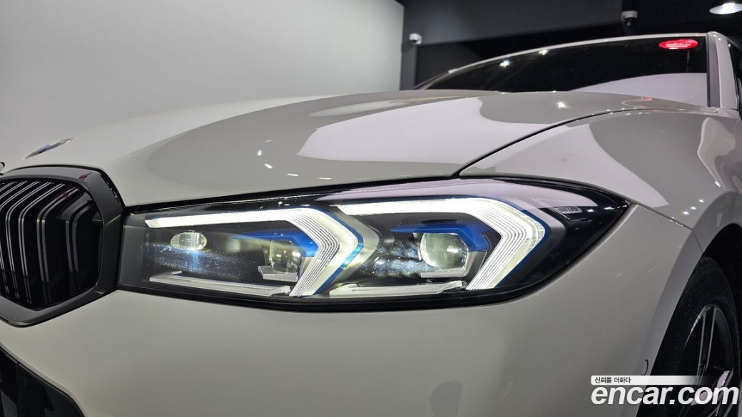 BMW 3-Series 320i M Sport, 2026