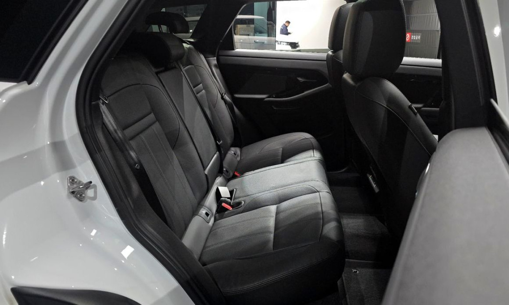 Land Rover Range Rover Evoque P250 Dynamic SE, 2024
