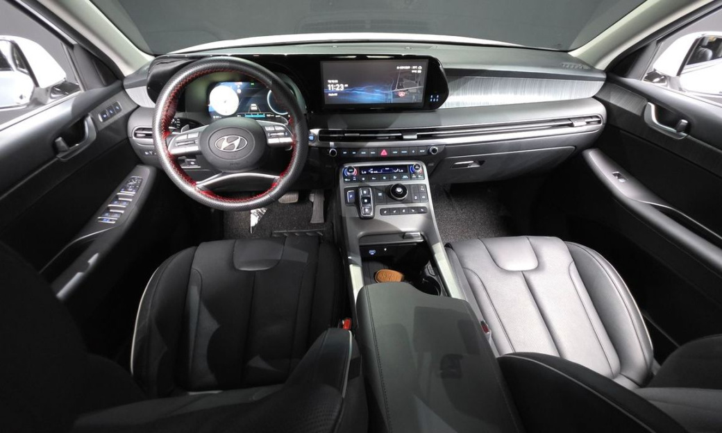 Hyundai Palisade Diesel 2.2 2WD, 2024