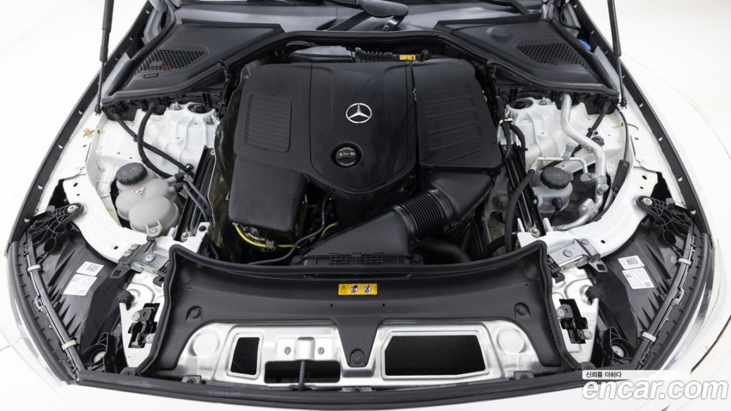 Mercedes-Benz E-Class E200 AMG Line, 2026