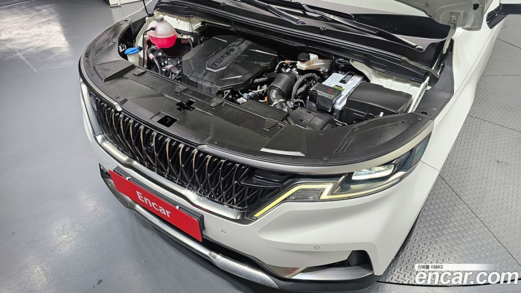 Kia Carnival 9-Seater Noblesse, 2022