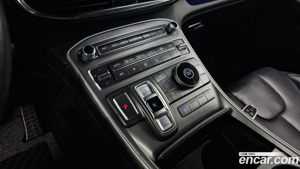 Hyundai Santafe Diesel 2.2 2WD, 2021