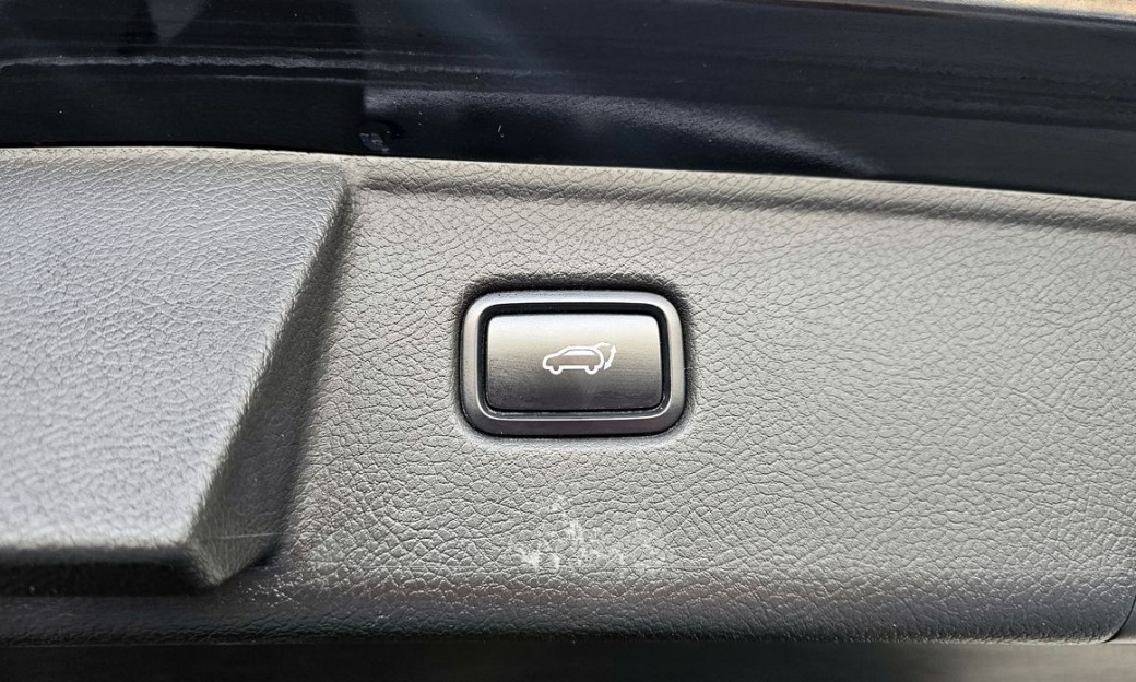 Kia Mohave Diesel 3.0 4WD 6-Seater, 2022