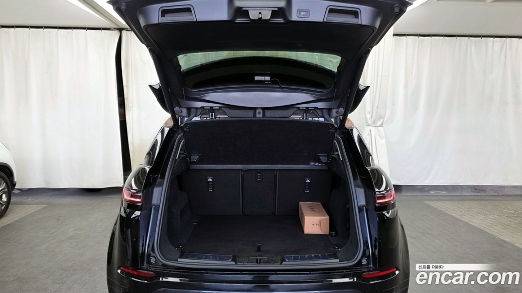 Land Rover Range Rover Evoque P250 Dynamic SE, 2024
