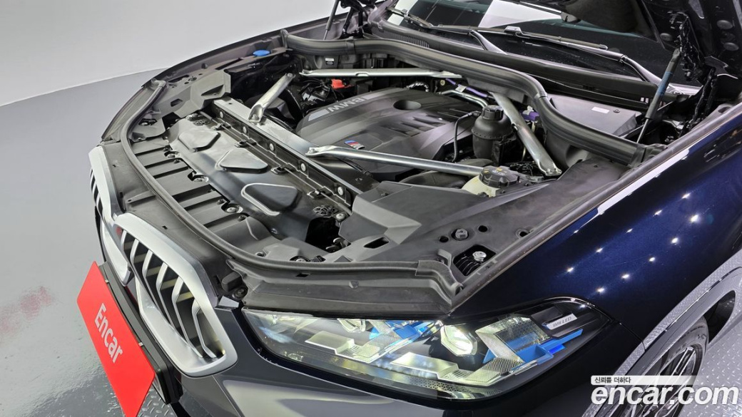 BMW X6 xDrive40i M Sport, 2025