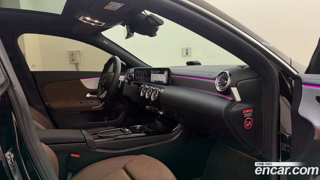 Mercedes-Benz CLA-Class CLA250 4MATIC, 2025