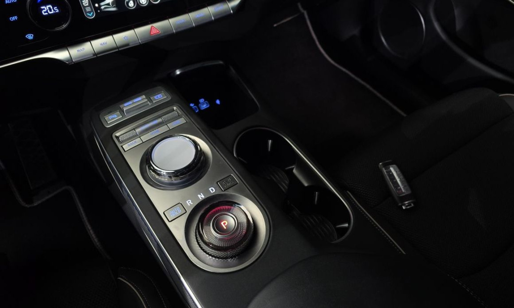 Genesis GV70 2.5T Gasoline 2WD, 2024