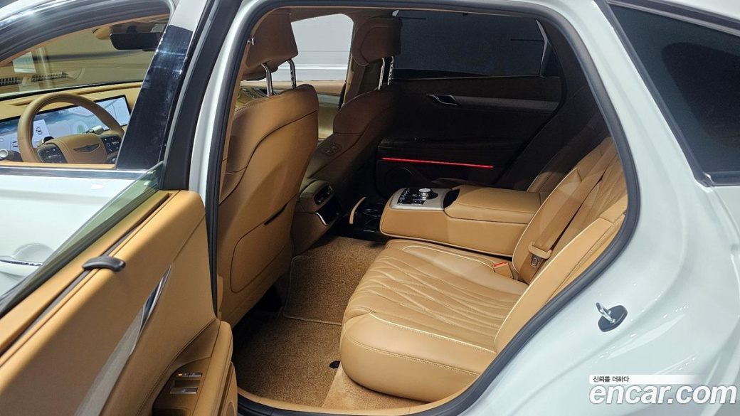 Genesis G80 Gasoline 2.5 Turbo 2WD, 2025