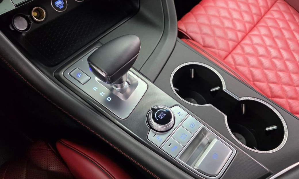 Genesis G70 Gasoline 2.5T 2WD, 2024