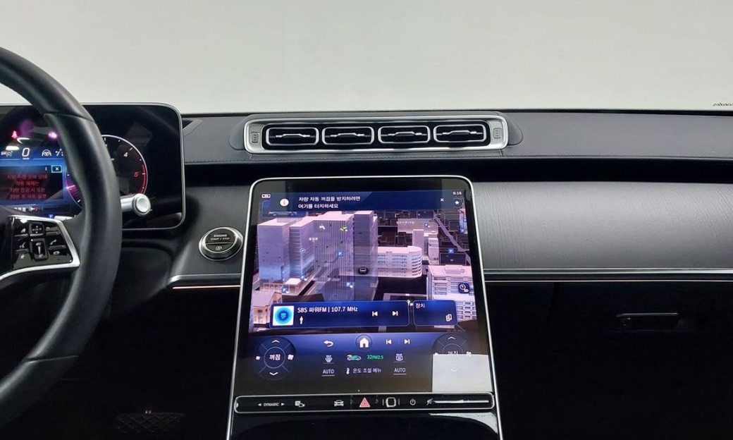 Mercedes-Benz S-Class S350 d 4MATIC, 2025
