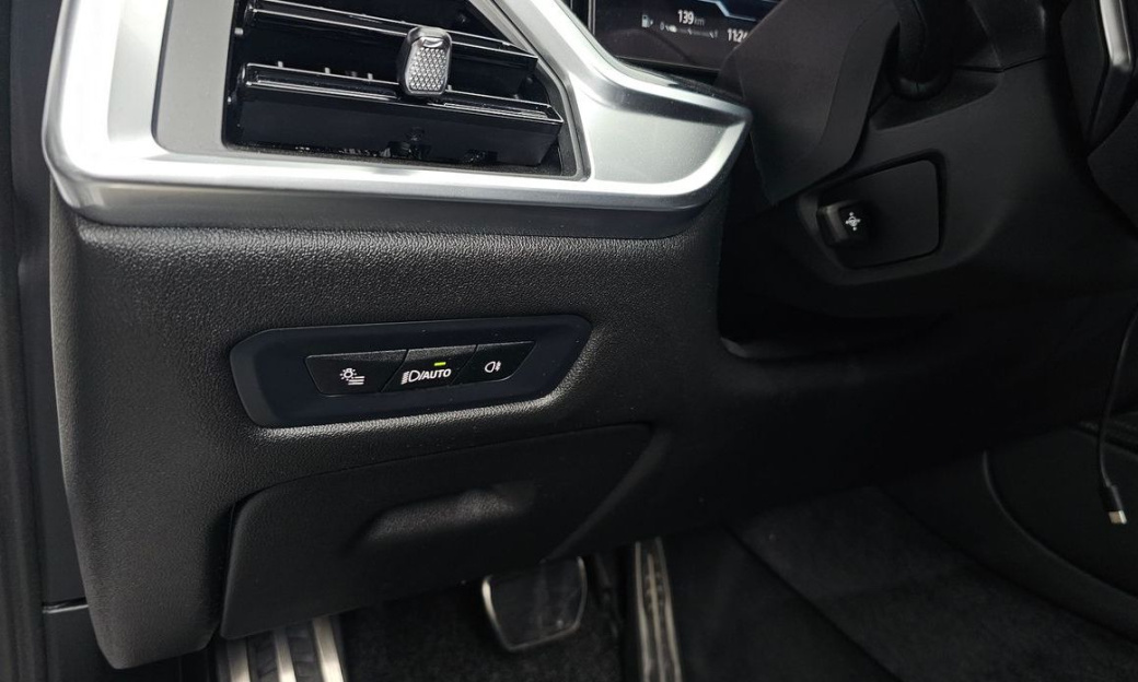 BMW X6 xDrive40i M Sport, 2024