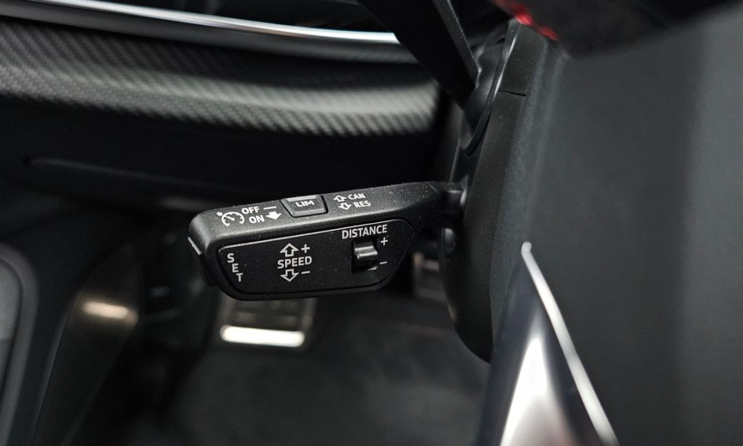 Audi RSQ8 4.0 TFSI Quattro Performance, 2025