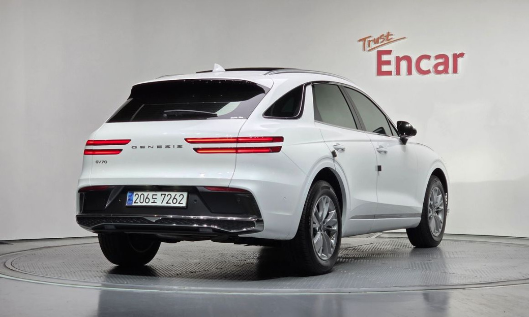 Genesis GV70 2.5T Gasoline 2WD, 2025