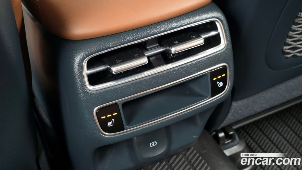 Genesis GV70 2.5T Gasoline 2WD, 2025