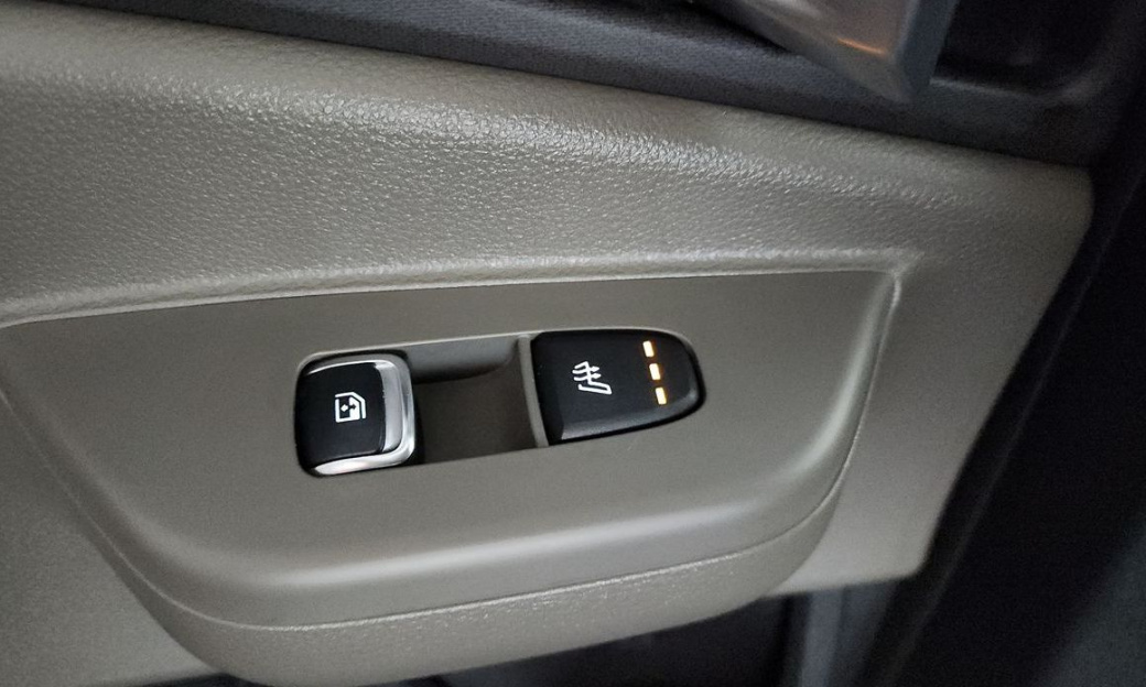 Kia Carnival 9-Seater Noblesse, 2024