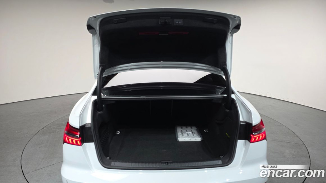 Audi A6 40 TDI Premium, 2022