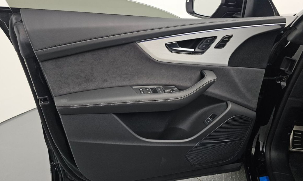 Audi Q8 55 TFSI Quattro Premium, 2026