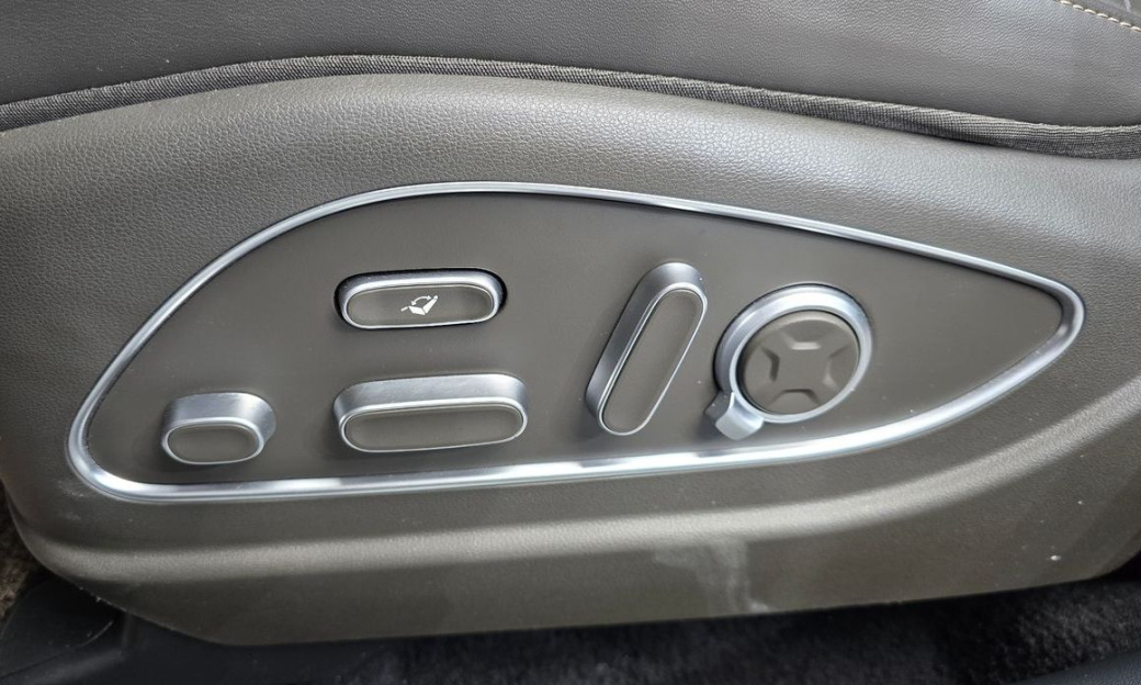 Hyundai Palisade Gasoline 2.5T 4WD 9-Seater, 2025