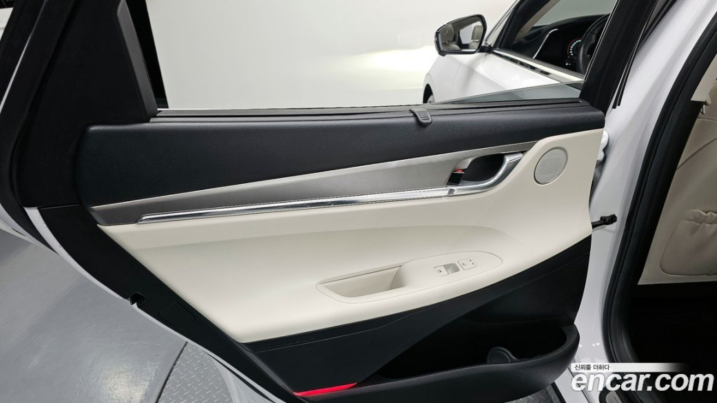 Hyundai Grandeur 2.5, 2023