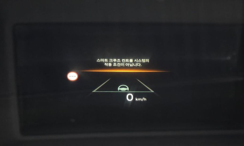 Kia Carnival 9-Seater Gravity, 2024