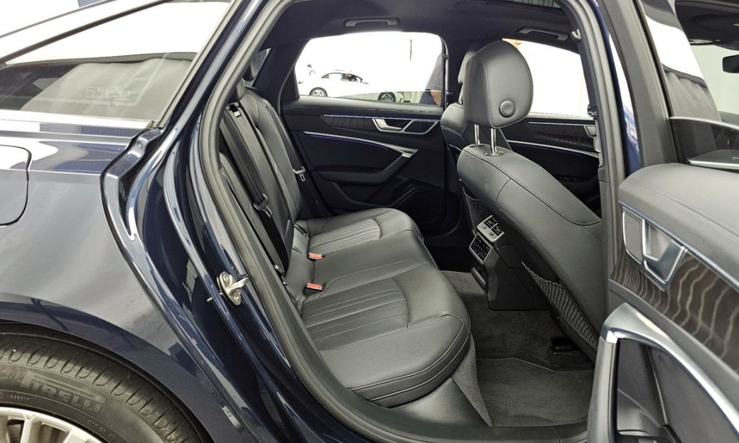 Audi A6 40 TDI Premium, 2021