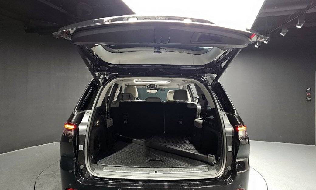 Jeep Cherokee L 3.6 Overland, 2021