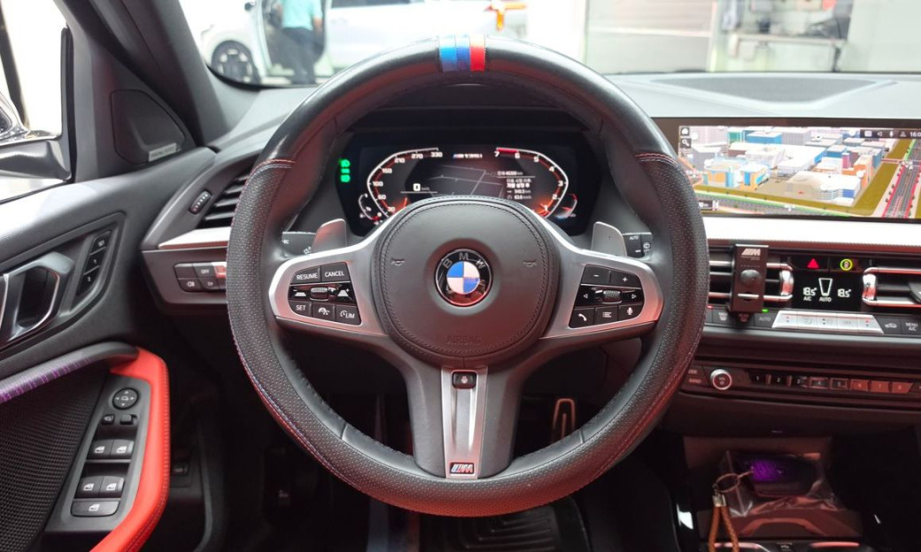 BMW 1-Series M135i xDrive, 2023