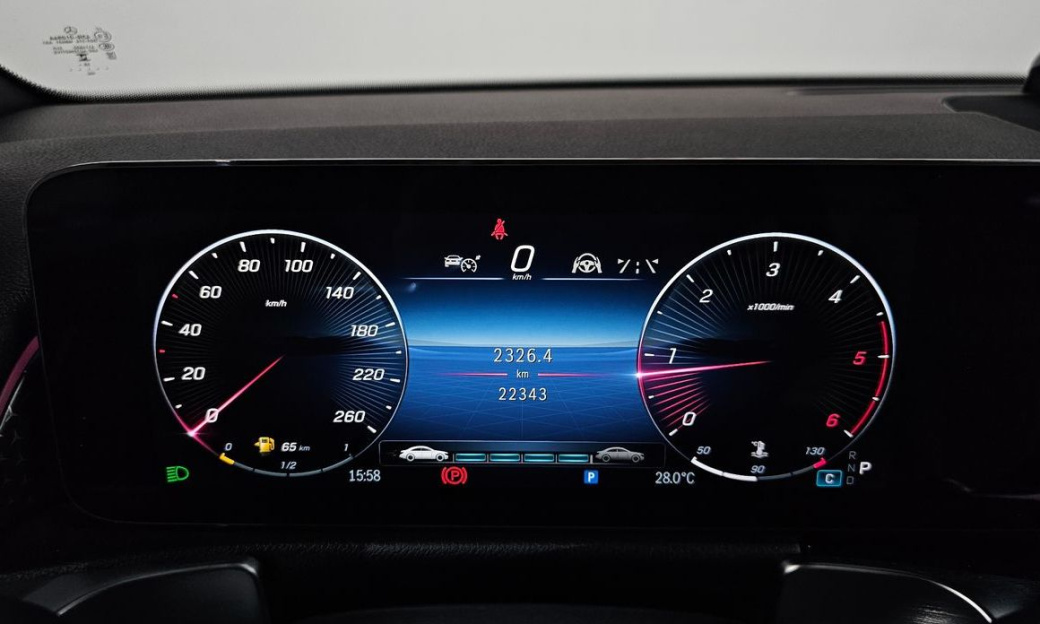 Mercedes-Benz GLB-Class GLB200 d, 2024