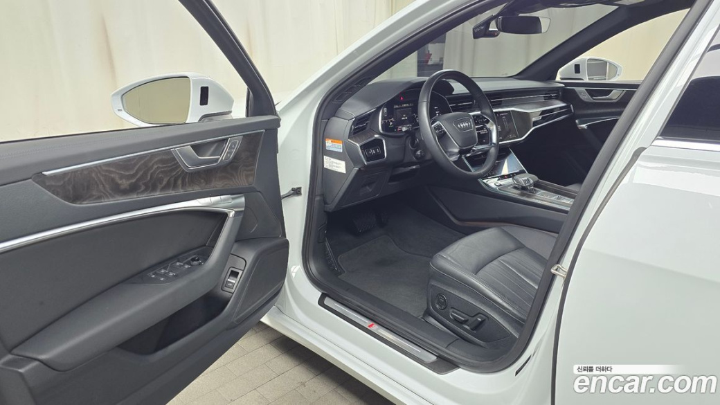 Audi A6 45 TFSI Premium, 2022