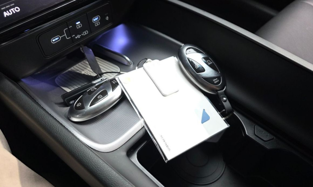 Hyundai Grandeur 2,5 Gasoline 2WD, 2024