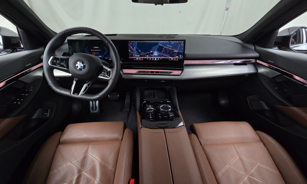 BMW 5-Series 530i xDrive M Sport, 2024
