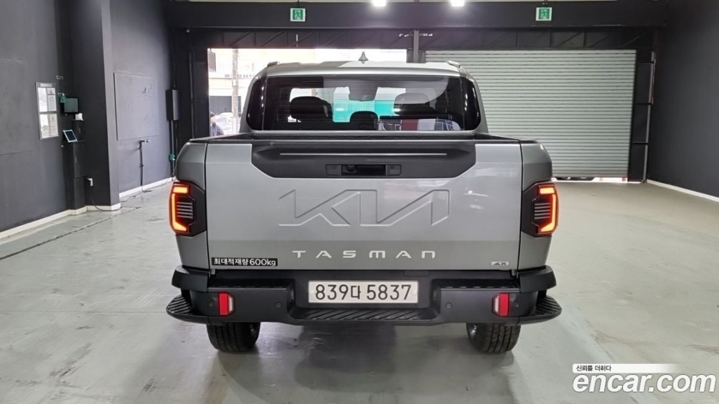 Kia Tasman 2.5T Gasoline 4WD, 2026