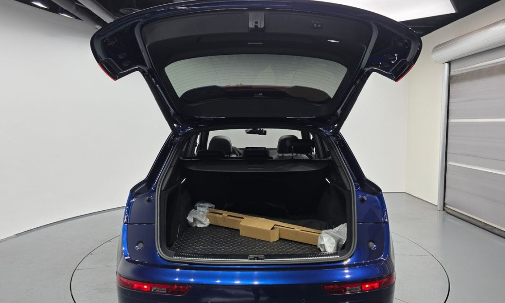 Audi Q5 45 TFSI Quattro Premium, 2024