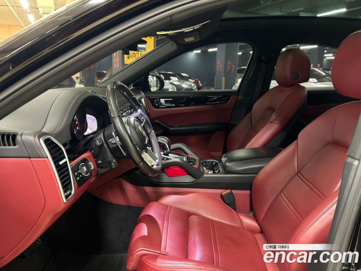 Porsche Cayenne 3.0 Coupe, 2020