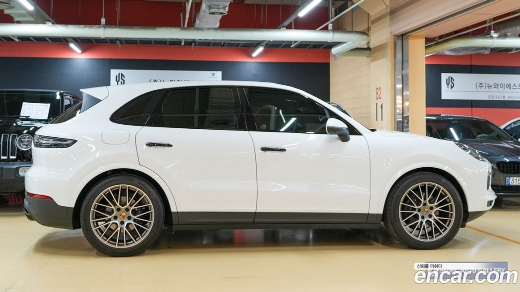 Porsche Cayenne 3.0 PLATINUM EDITION, 2023