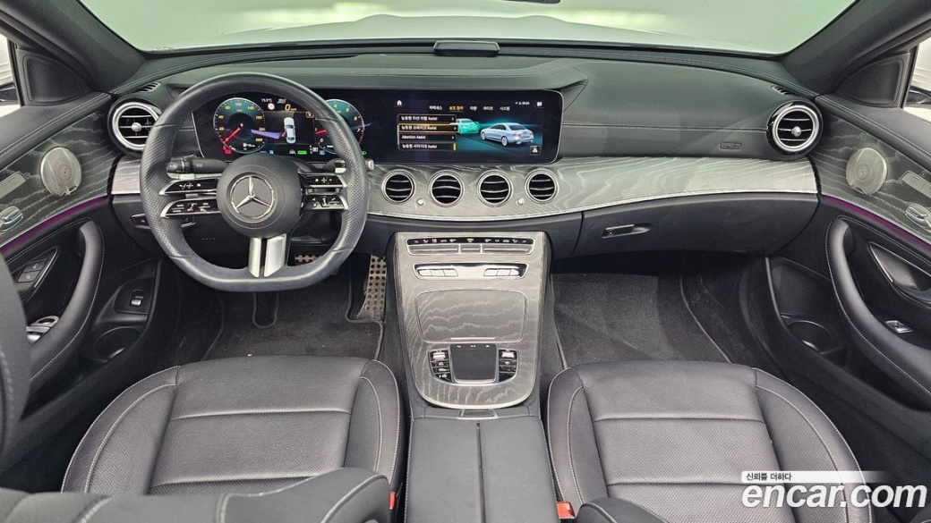 Mercedes-Benz E-Class E350 4MATIC AMG Line, 2022