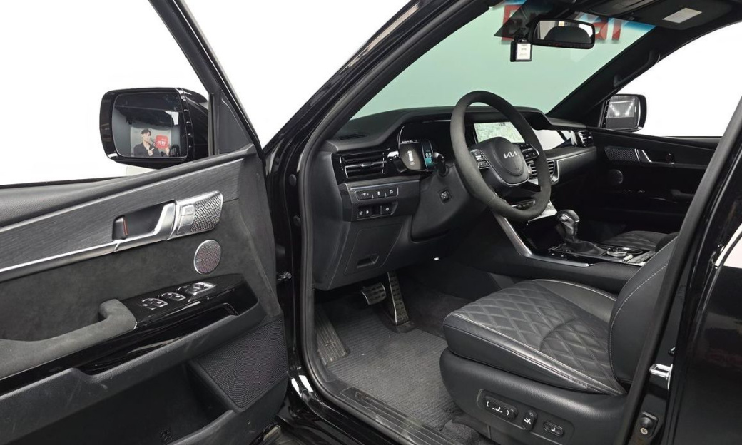 Kia Mohave Diesel 3.0 4WD 6-Seater, 2024