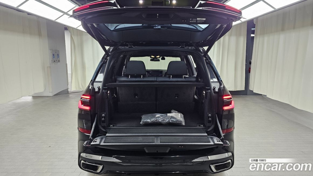 BMW X7 xDrive 40i M Sport 6STR, 2025